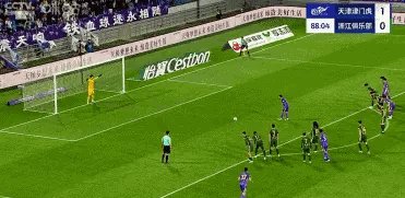 1745155906187038199.gif 【中超】哈达斯点射卢卡斯失点 津门虎2比0战胜浙江