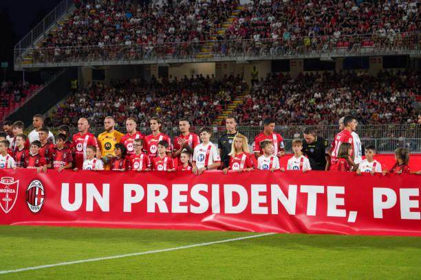 1691539063237094341.jpg 贝卢斯科尼杯,一项纪念曾经“红黑米兰”的另类德比