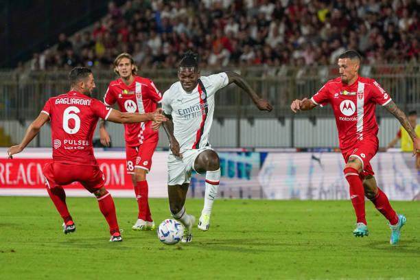 1691539136024023371.jpg 贝卢斯科尼杯,一项纪念曾经“红黑米兰”的另类德比