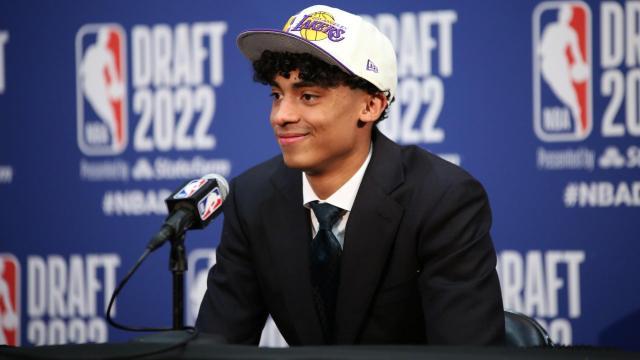 1656072694329012404.jpg 开云体育-湖人选秀日补进三位年轻人,可以看到他们的新方向